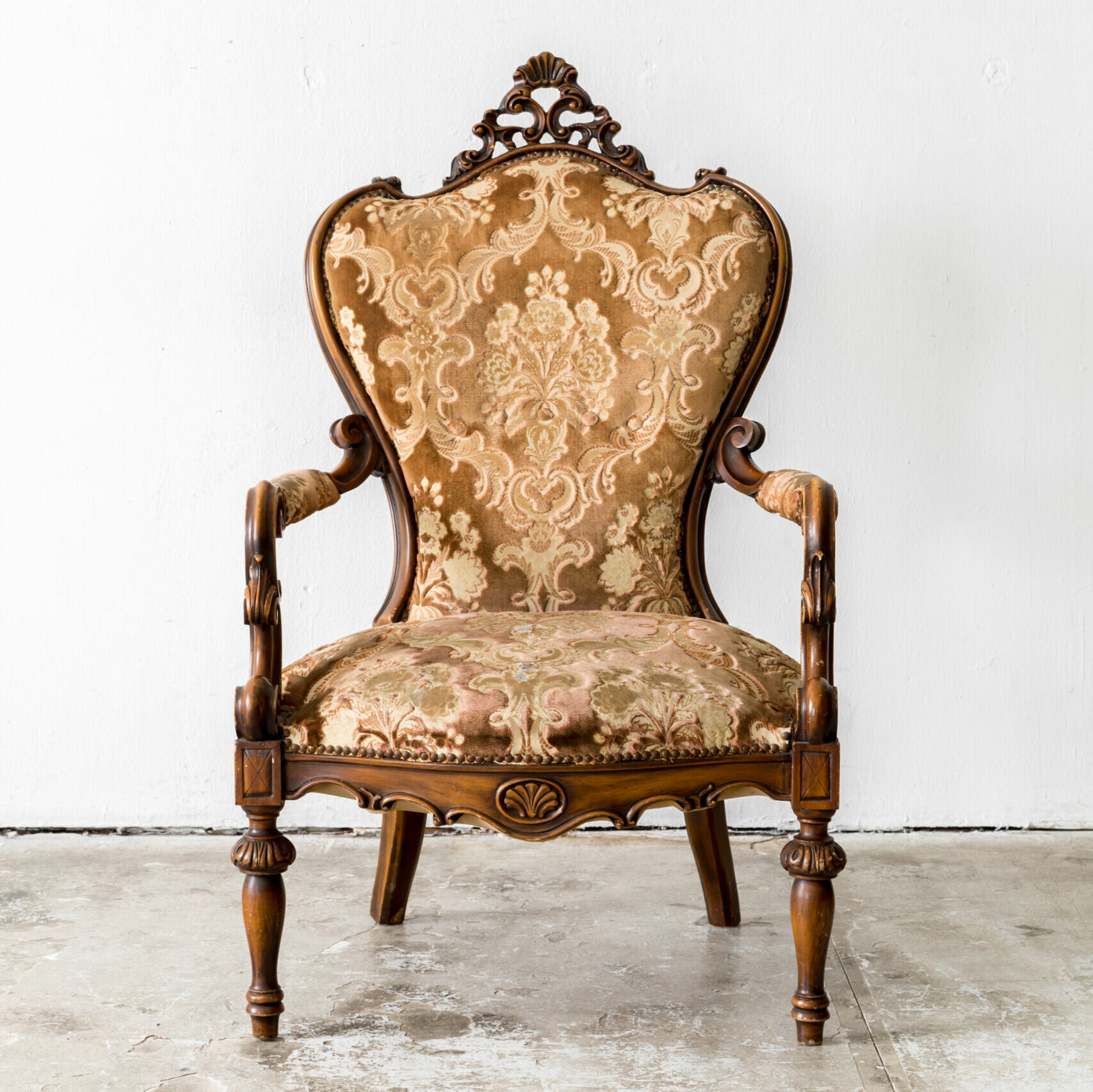 Brown Retro Chair