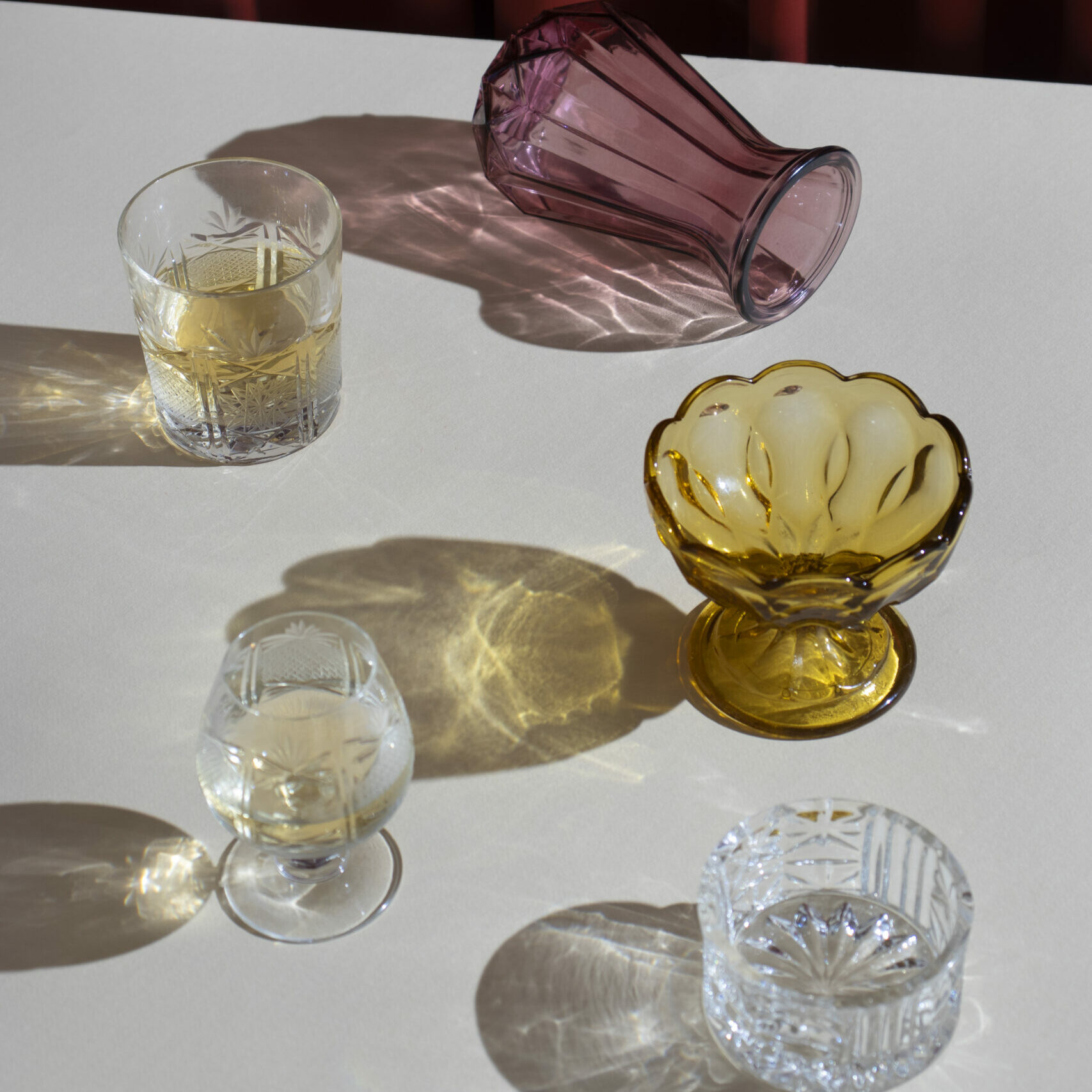 vintage-cups-thrift-shop-arrangement